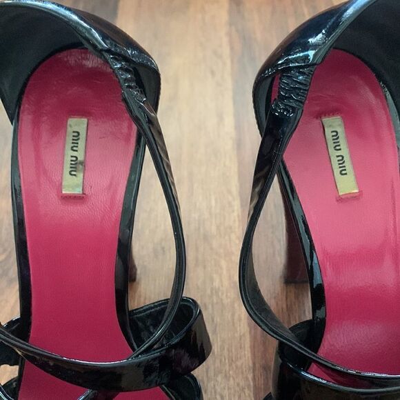 Miu Miu size 38 1/2 - Picture 5 of 10
